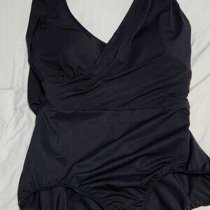 Women’s Lans End Slimming Swimwear Tanksuit One Piece Black Size 20W